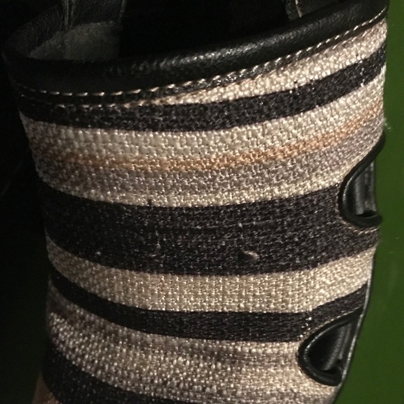 Boc stripe clog **last week available** - Picture 7 of 8